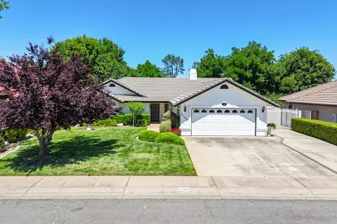 2184 Darsha Ln, Redding, CA 96003