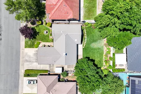 View/Area - 2184 Darsha Ln, Redding, CA 96003 photo 3 of 3
