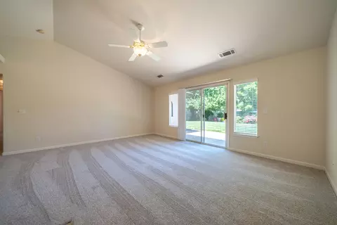 Living - 2184 Darsha Ln, Redding, CA 96003 photo 3 of 3