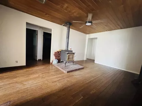 11708 Homestead Ln, Redding, CA 96003 photo 5