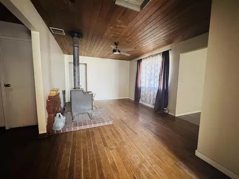 11708 Homestead Ln, Redding, CA 96003 photo 6