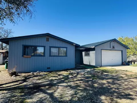 11708 Homestead Ln, Redding, CA 96003 photo 2