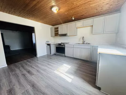 11708 Homestead Ln, Redding, CA 96003 photo 9