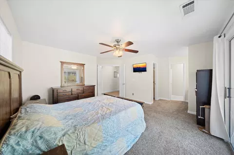 Bedroom - 853 Paramount Way, Redding, CA 96003 photo 2 of 6