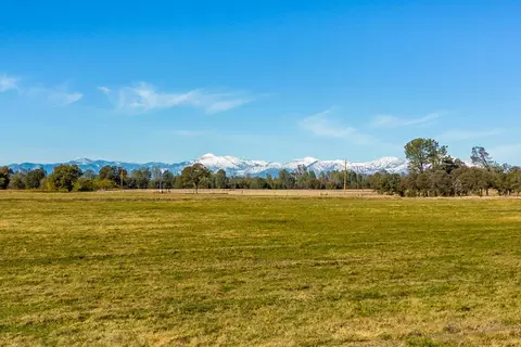 Sleeping Bull Drive, Cottonwood, CA 96022