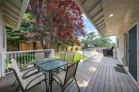 1030 Tulare Ct, Redding, CA 96003 photo 28