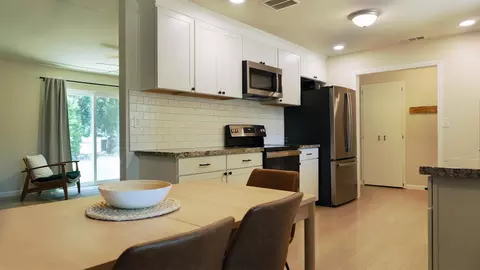 5080 Debbie Ln, Redding, CA 96002 photo 5