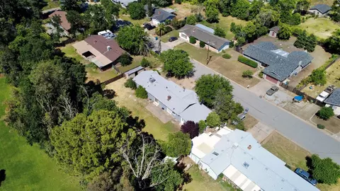 5080 Debbie Ln, Redding, CA 96002 photo 28