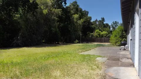 5080 Debbie Ln, Redding, CA 96002 photo 26