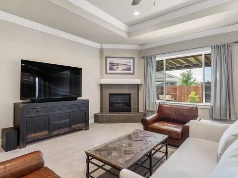 Living - 2830 Calaveras Ct, Redding, CA 96002 photo 1 of 6
