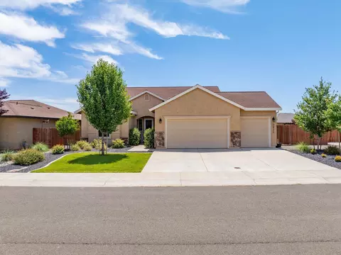 Exterior - 2830 Calaveras Ct, Redding, CA 96002 photo 19 of 19