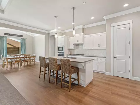 Kitchen - 2830 Calaveras Ct, Redding, CA 96002 photo 3 of 6