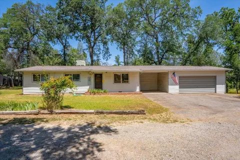 4759 Humboldt Ave, Shasta Lake, CA 96019