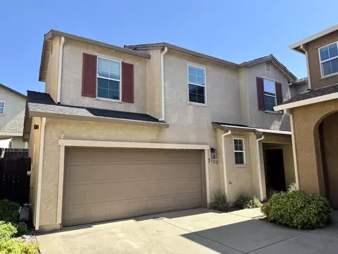 2135 Vienna Way, Redding, CA 96003