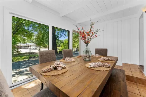 2551 S Waverly Ave, Redding, CA 96001 photo 1