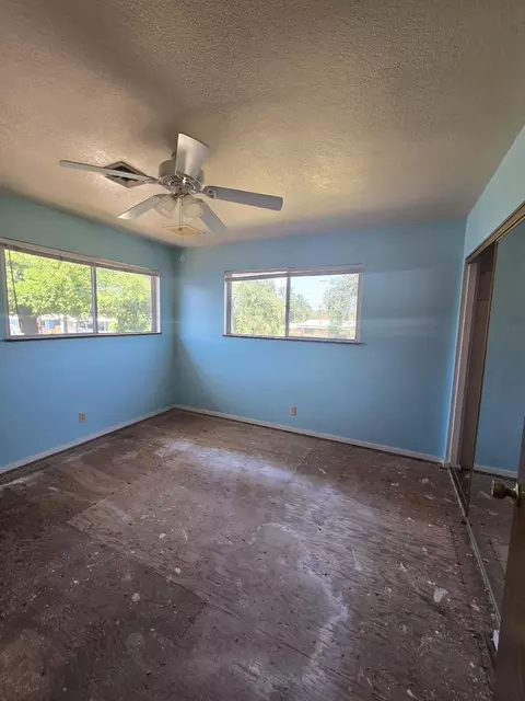 Bedroom - 846 Ridge Rd, Redding, CA 96003 photo 1 of 6