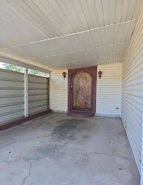 Exterior - 846 Ridge Rd, Redding, CA 96003 photo 10 of 11