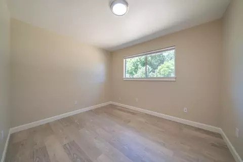 Bedroom - 5867 Bell Rd, Redding, CA 96001 photo 1 of 6