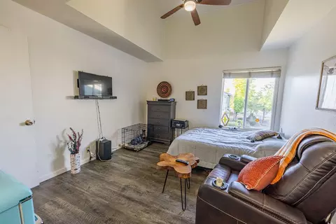 Bedroom - 410 Ridgecrest Trl #226, Redding, CA 96003 photo 1 of 4