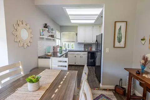 Dining - 410 Ridgecrest Trl #226, Redding, CA 96003 photo 3 of 5