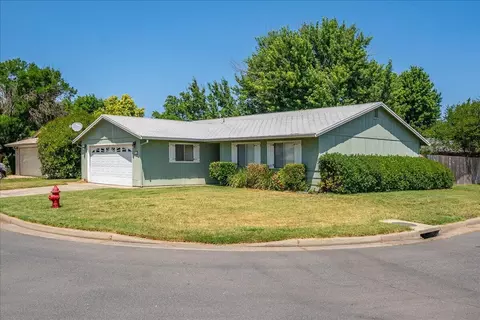 2682 Marvin Trl, Redding, CA 96001