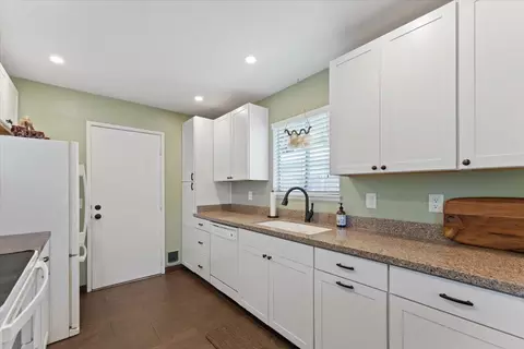 2682 Marvin Trl, Redding, CA 96001 photo 9