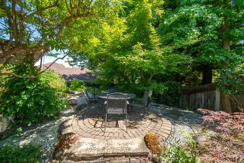 Exterior - 3811 Andes Dr, Redding, CA 96001 photo 13 of 22