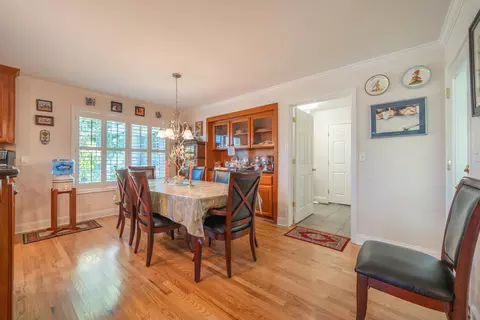 Dining - 3811 Andes Dr, Redding, CA 96001 photo 1 of 2