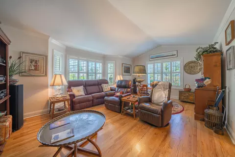 Living - 3811 Andes Dr, Redding, CA 96001 photo 2 of 2
