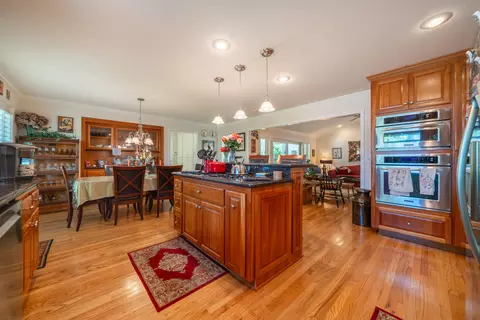 Kitchen - 3811 Andes Dr, Redding, CA 96001 photo 4 of 4