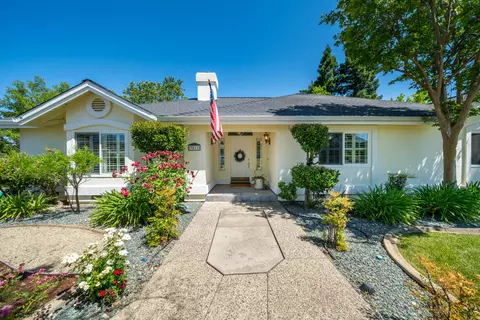 Exterior - 3811 Andes Dr, Redding, CA 96001 photo 5 of 22