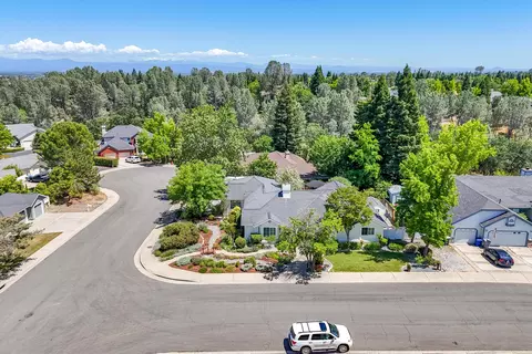 View/Area - 3811 Andes Dr, Redding, CA 96001 photo 3 of 4