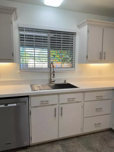 Kitchen - 1407 Fayette Ln, Redding, CA 96003 photo 3 of 3