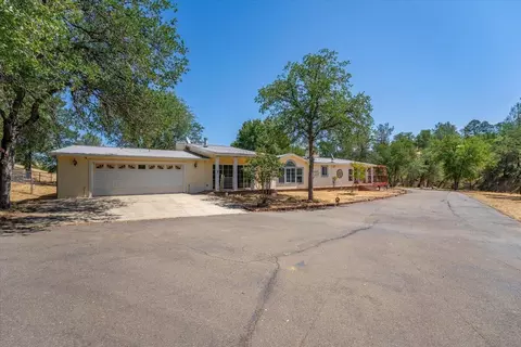 22400 Elk Trl, Redding, CA 96003 photo 2