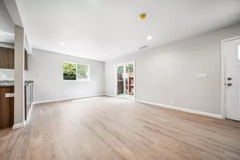 Living - 628 Hartnell Ave, Redding, CA 96002 photo 4 of 6