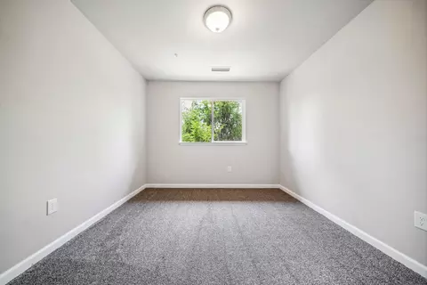 Bedroom - 628 Hartnell Ave, Redding, CA 96002 photo 1 of 3