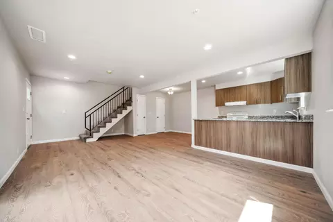 Living - 628 Hartnell Ave, Redding, CA 96002 photo 5 of 6