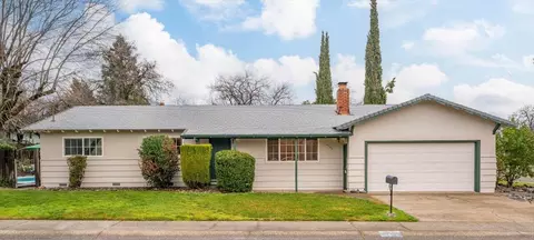 Exterior - 4200 Travona St, Redding, CA 96001 photo 2 of 9