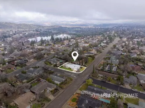 View/Area - 4200 Travona St, Redding, CA 96001 photo 2 of 3