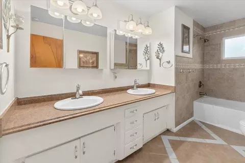 Bath - 4200 Travona St, Redding, CA 96001 photo 1 of 3