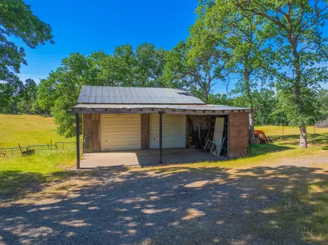 14610 Hanks Dr, Red Bluff, CA 96080 photo 5