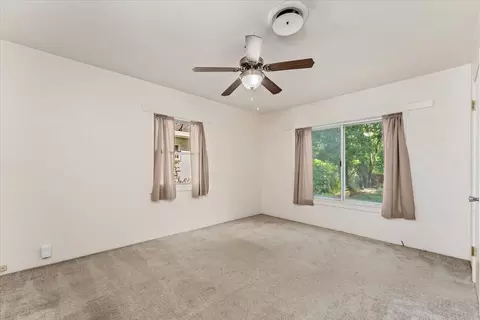 Bedroom - 800 Gold St, Redding, CA 96001 photo 1 of 2