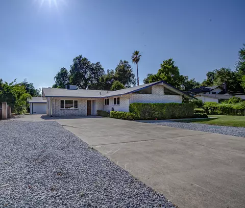 Exterior - 3090 Inez St, Redding, CA 96002 photo 2 of 15