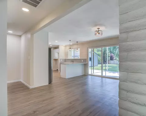 Entry Way - 3090 Inez St, Redding, CA 96002 photo 1 of 2