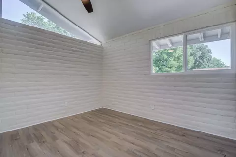 Bedroom - 3090 Inez St, Redding, CA 96002 photo 5 of 10
