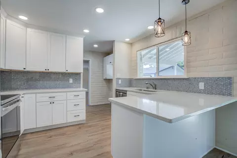 Kitchen - 3090 Inez St, Redding, CA 96002 photo 1 of 4