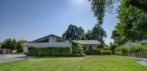 3090 Inez St, Redding, CA 96002
