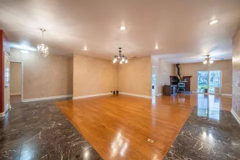 3757 Eagle Pkwy, Redding, CA 96001 photo 11