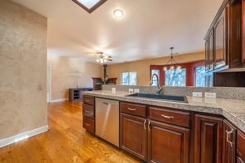 3757 Eagle Pkwy, Redding, CA 96001 photo 16