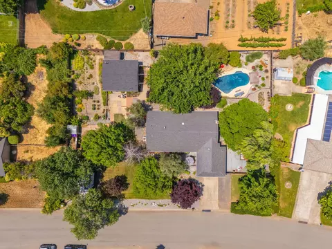 View/Area - 6966 Granada Dr, Redding, CA 96002 photo 5 of 8